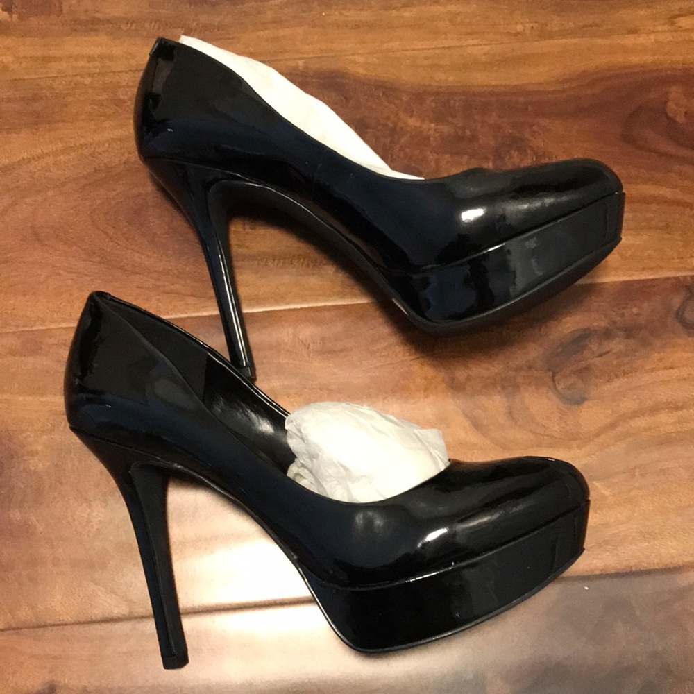 New Jessica Simpson black Pumps